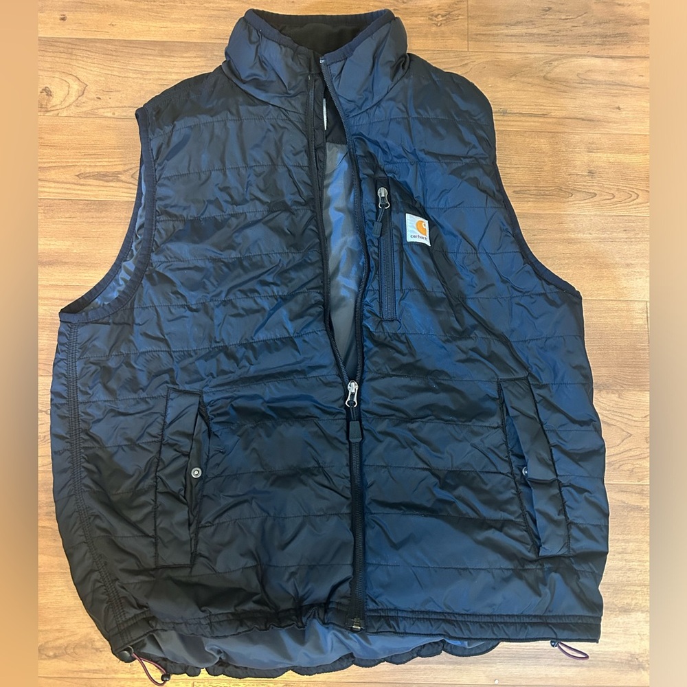 men’s carhartt black puffer vest- size large